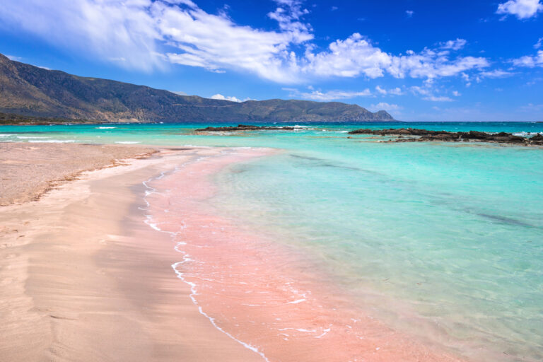 Elafonisi plaja cu nisip roz