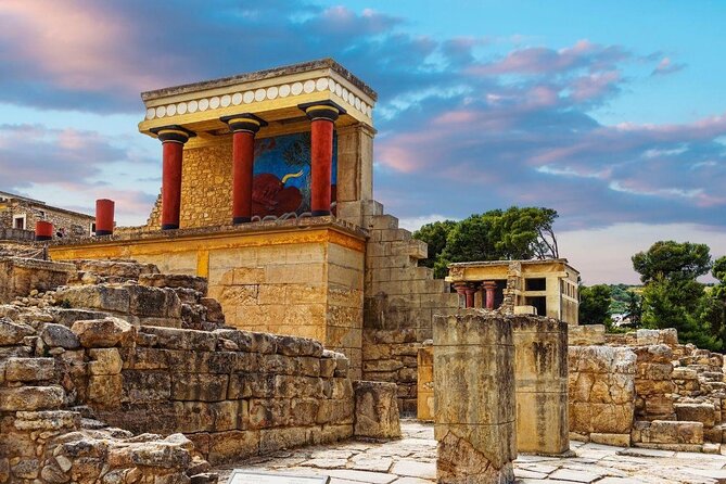 Guided tour from Chania  to Knossos palace – Herakleion